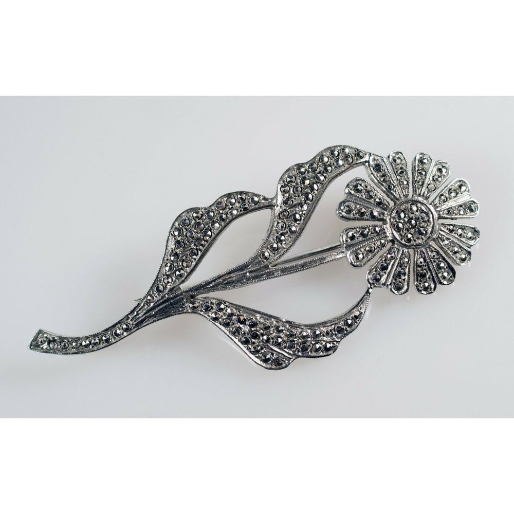 Large Sterling Silver Marcasite Daisy Brooch Pin - Picture 2 of 5
